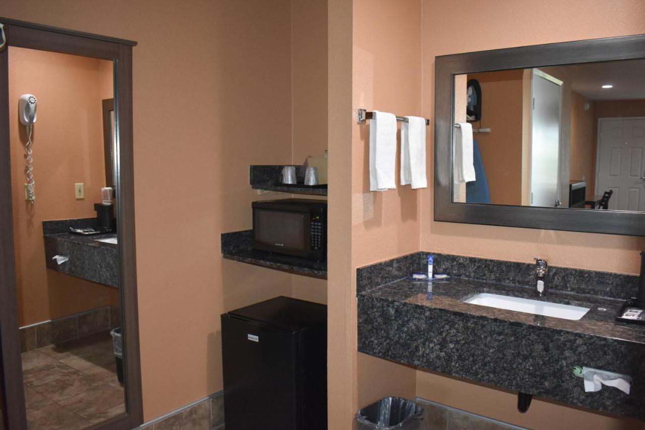 Americas Best Value Inn Manteca Exterior foto
